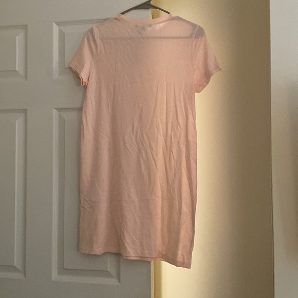 T-shirt dress - Picture 2 of 2